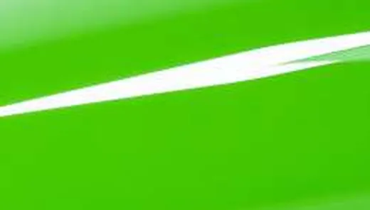 Mostră de folie PPF verde Viper lucios, cu o reflexie albă diagonală.
