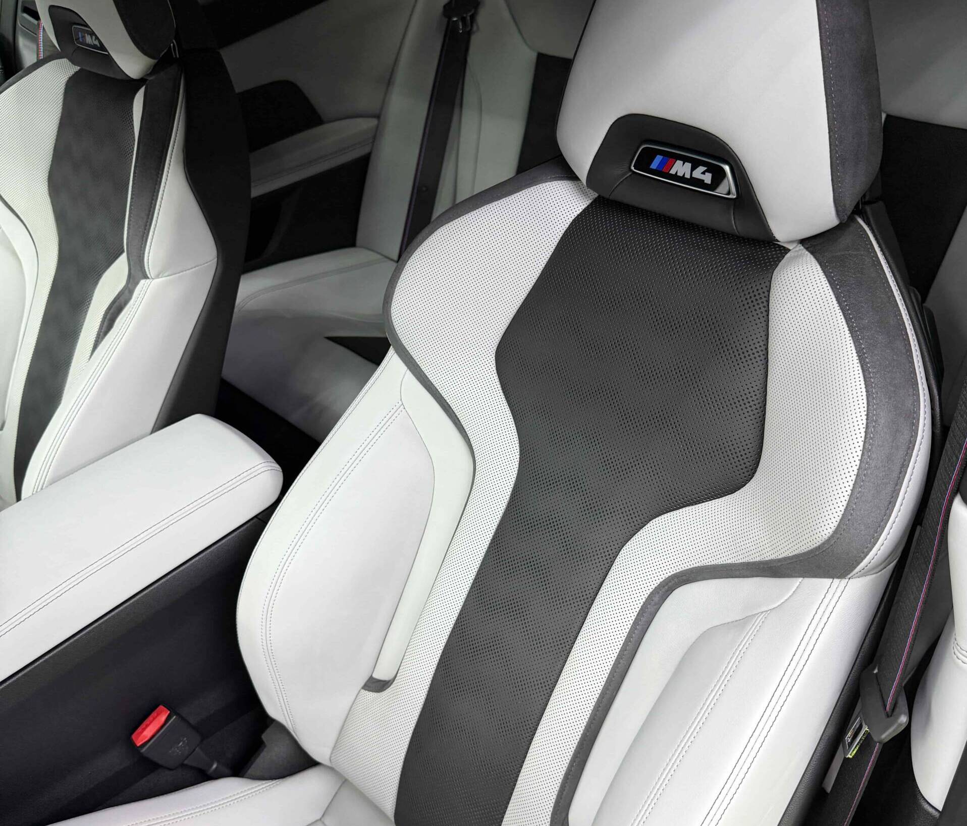 recondiționare PIELE/PLASTICE